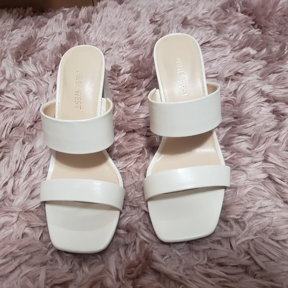 Nine West Block Heel Slip Ons - Picture 9 of 10